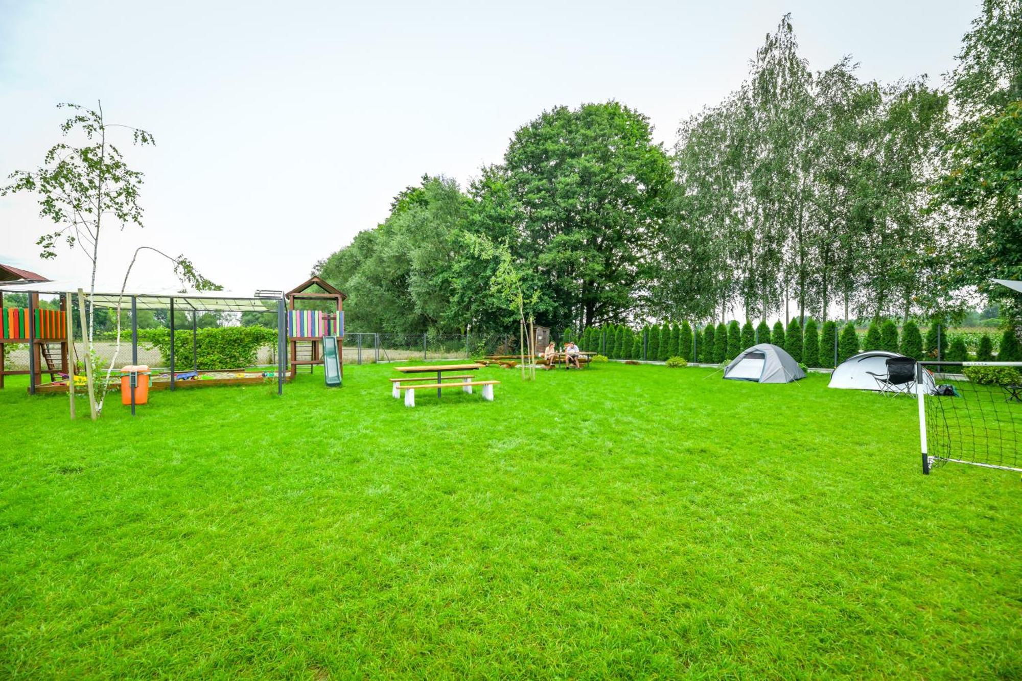 KempingZator Apartamenty Bagian luar foto