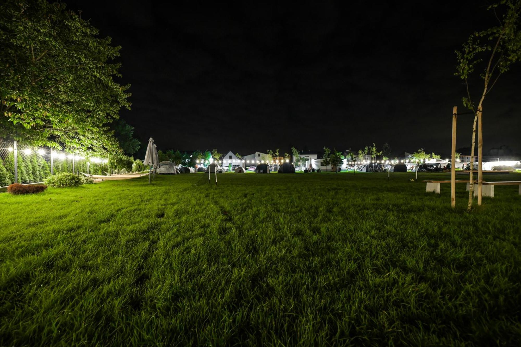 KempingZator Apartamenty Bagian luar foto